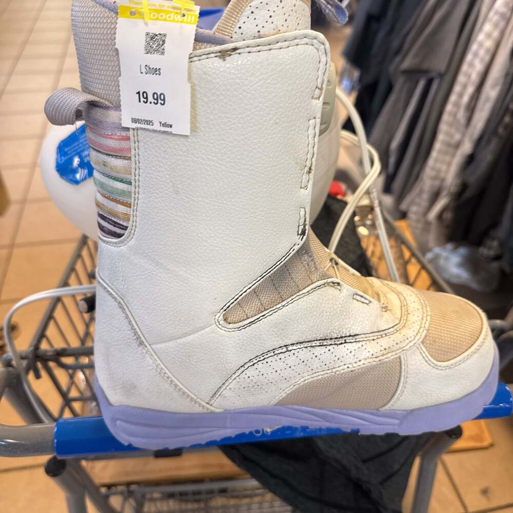 Used Burton Emerald Snowboard Boots Women's Size 7.5